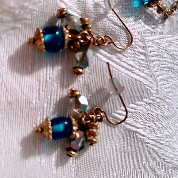 KC set necklace and earrings - Picture 3 of 5